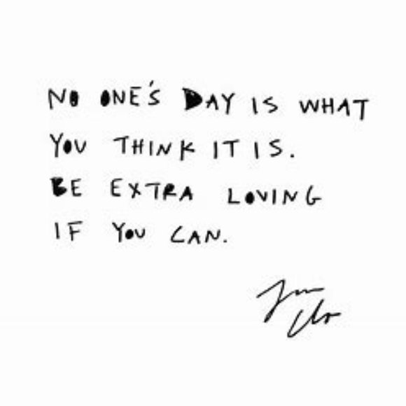 Welcome To My Closet ! - Picture 4 of 5